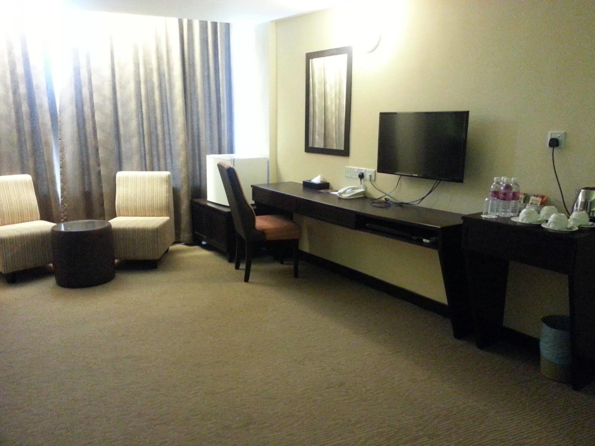 The Guest Hotel & Spa Port Dickson Esterno foto