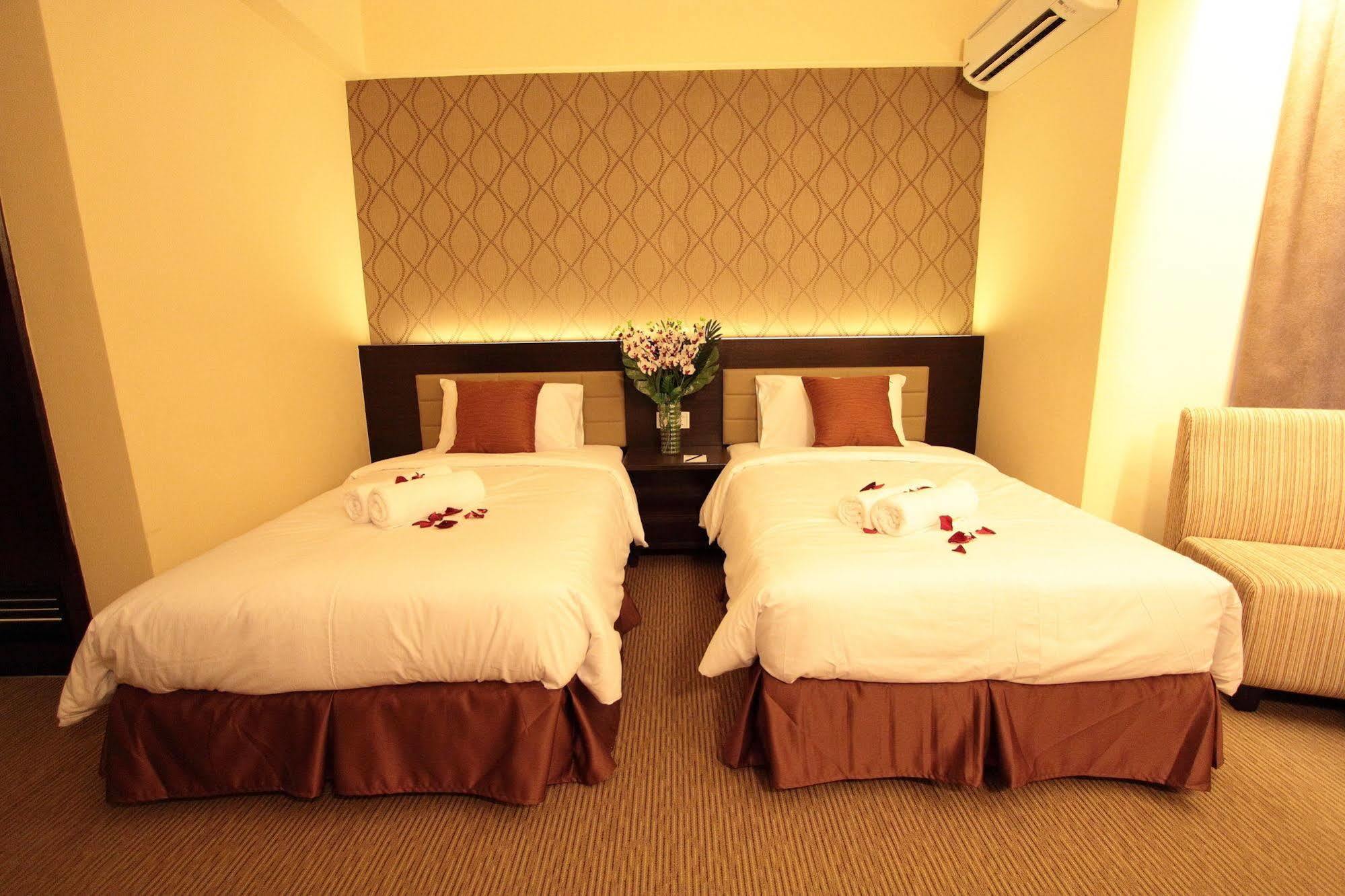 The Guest Hotel & Spa Port Dickson Esterno foto