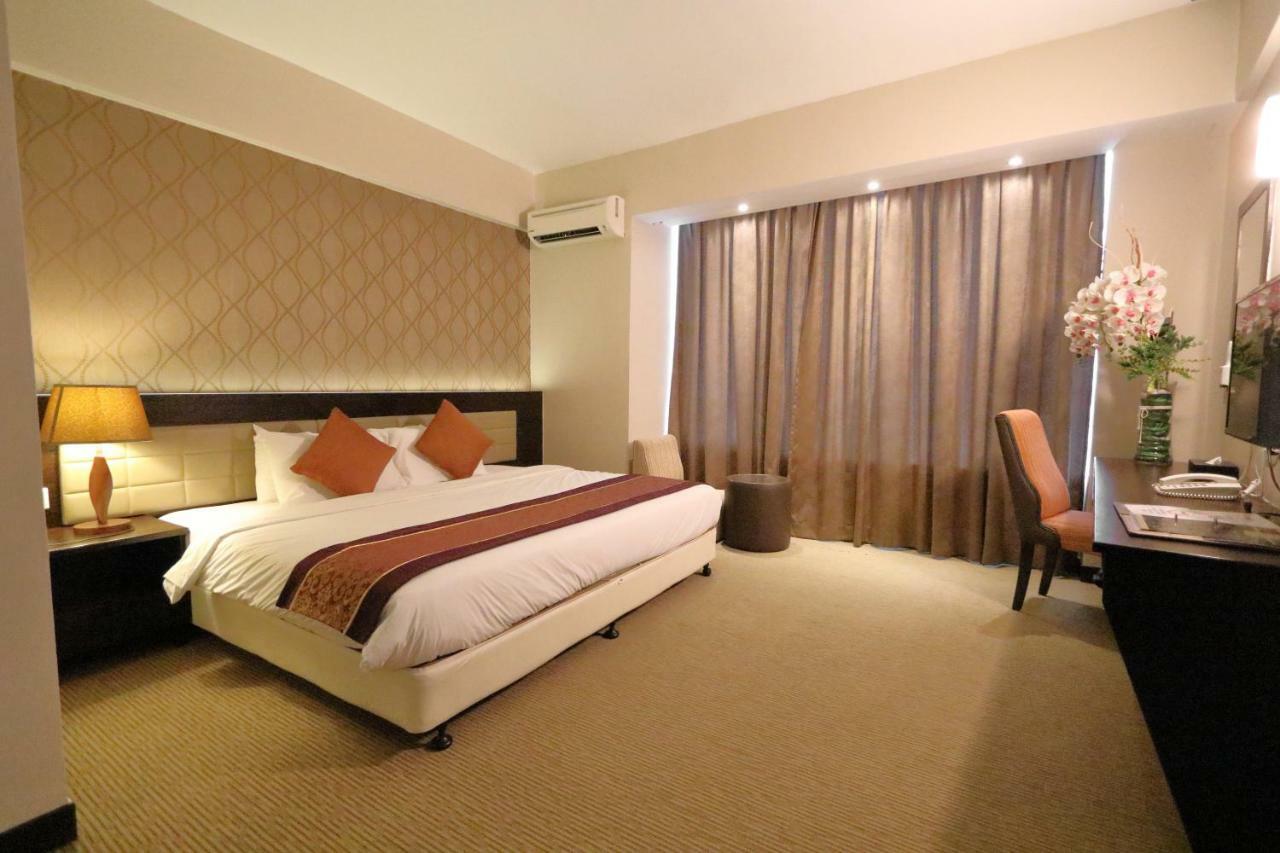 The Guest Hotel & Spa Port Dickson Esterno foto