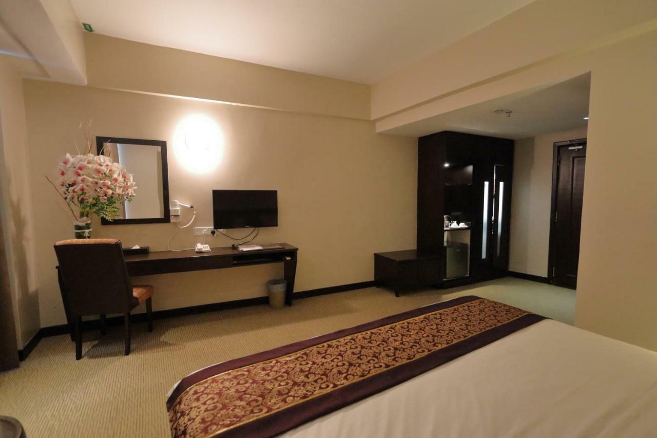 The Guest Hotel & Spa Port Dickson Esterno foto