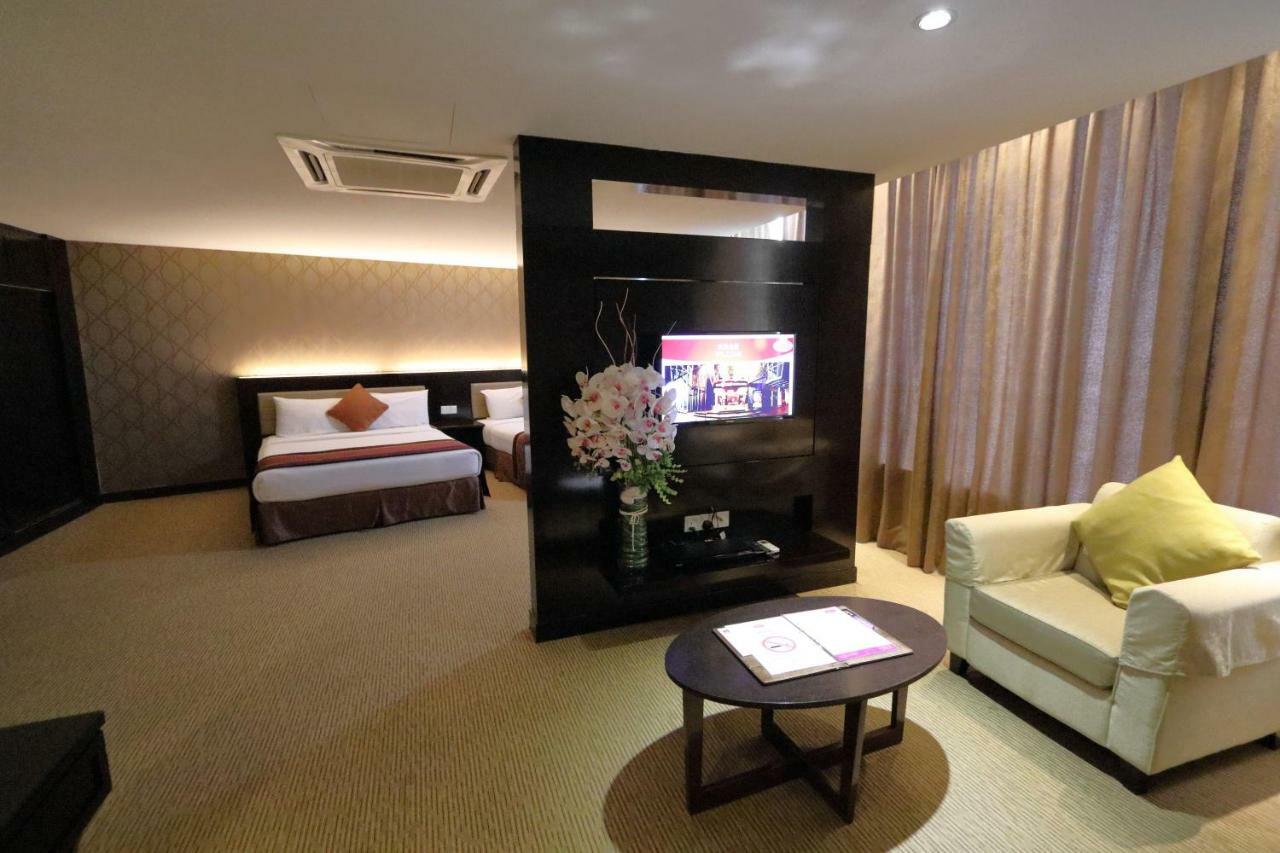 The Guest Hotel & Spa Port Dickson Esterno foto
